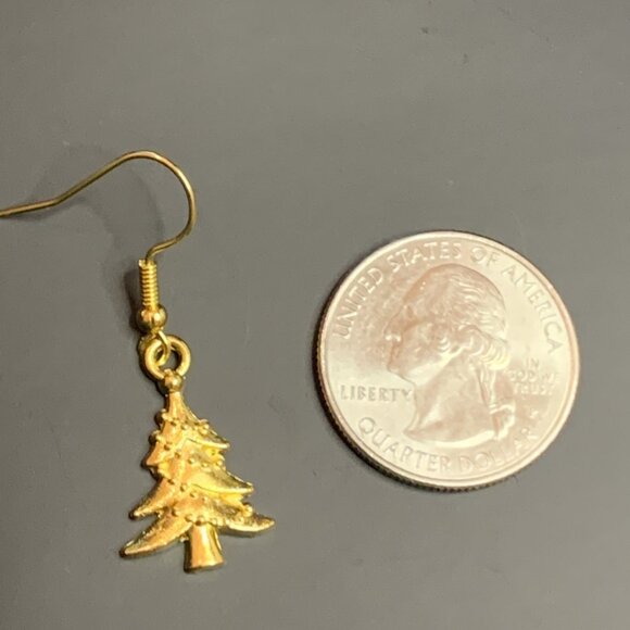 Christmas Tree Earrings, Christmas Earrings, Gift Idea, Holiday Earrings, Tree - Picture 5 of 6